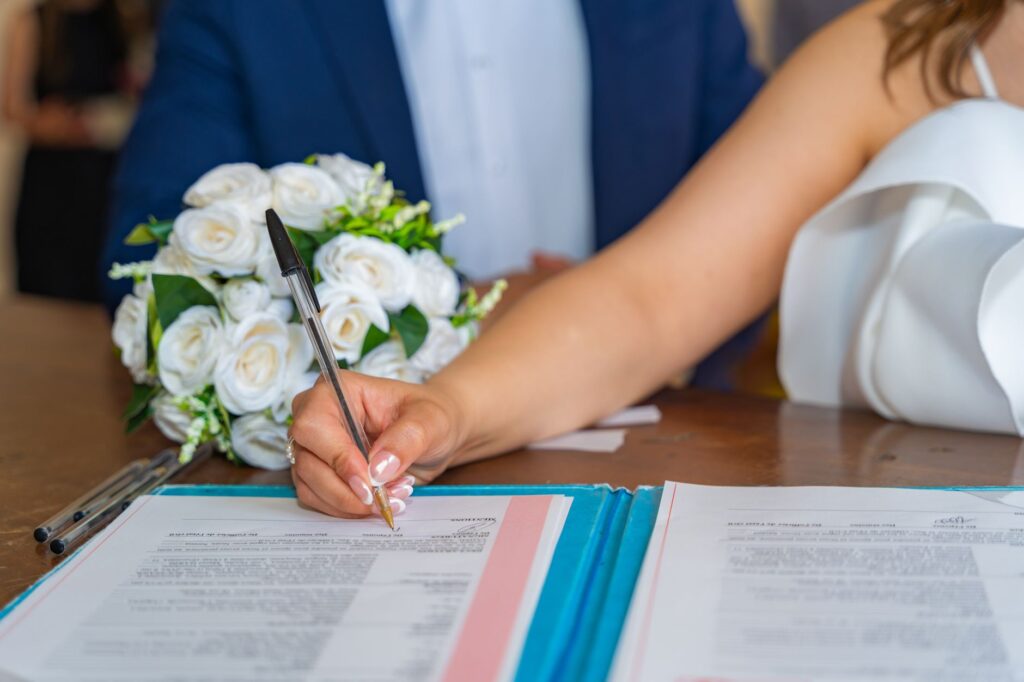 Documentos legales para matrimonio