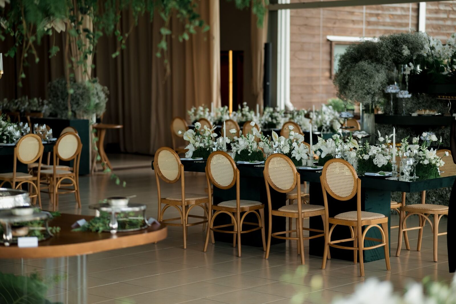 Juego de mesa en una boda para invitados solteros