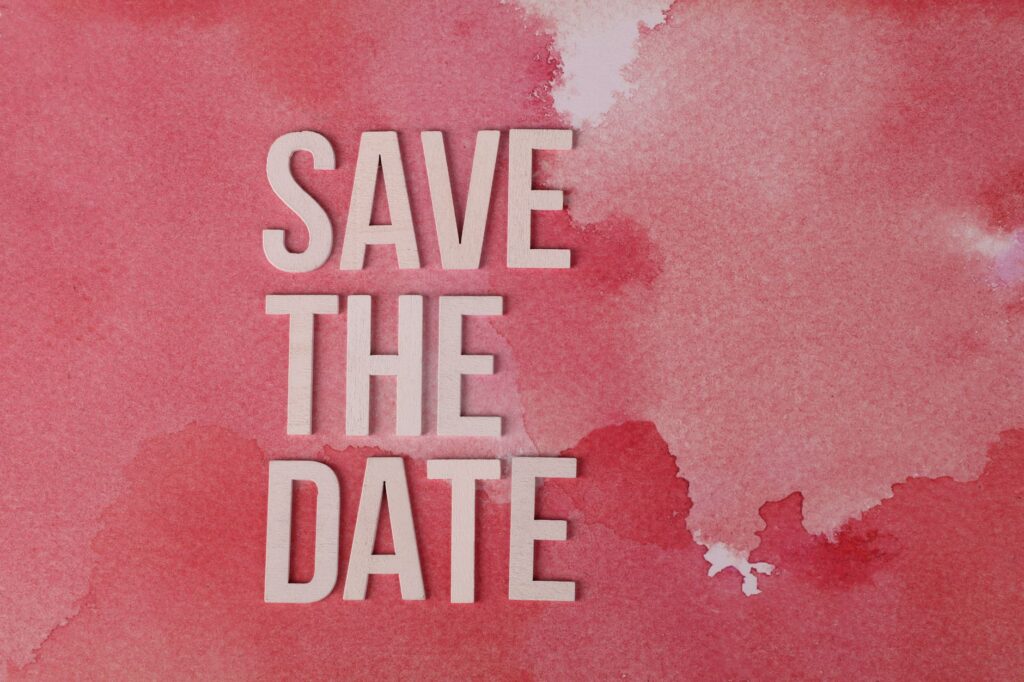 Ejemplos de save the date personalizados