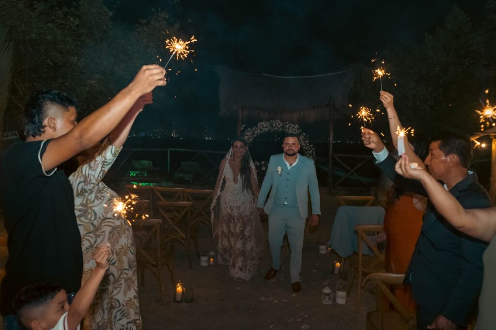 Red de proveedores de bodas seleccionados con plazas limitadas por provincia